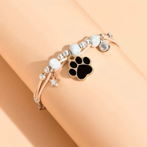 Pet Paw 🐾 String Bracelet - Picture 3 of 3